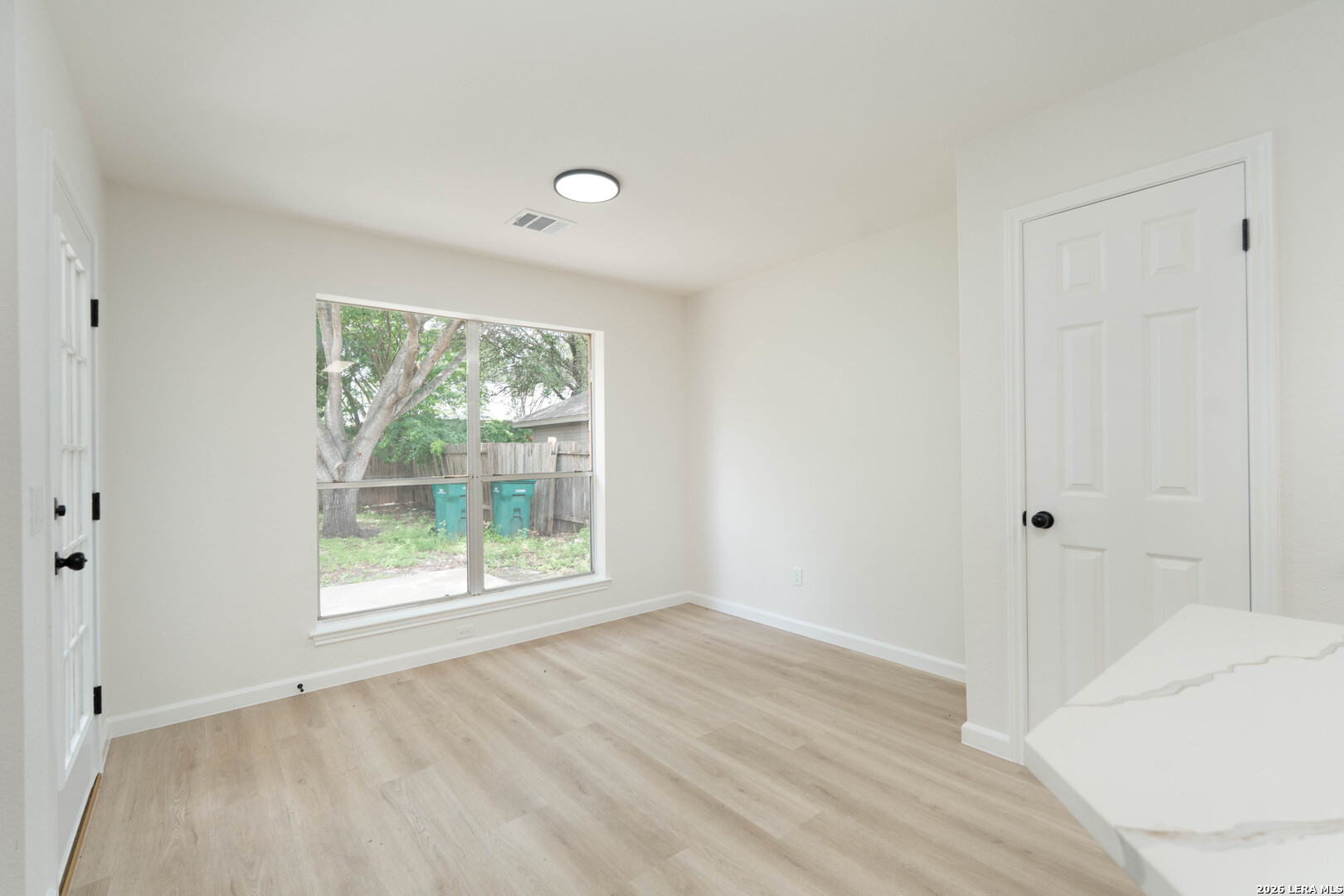 10415 Mustang Ridge Converse, TX 78109 - Photo 7 of 23