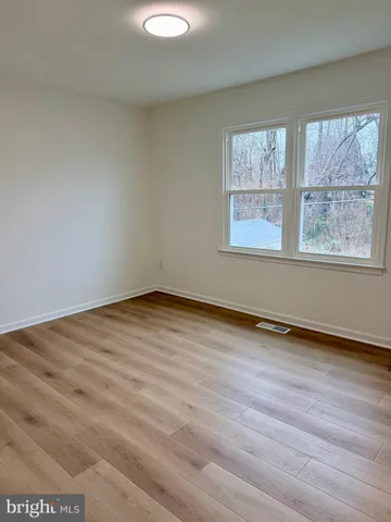 $2,900 | 9618 Inverary Court, Lorton, VA 22079