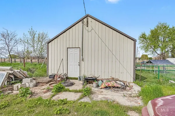$999,000 | 3505 West Idaho Boulevard, Emmett, ID 83617