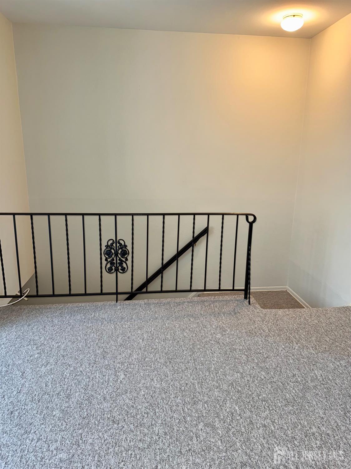 60 Fox Road Edison, NJ 08817 - Photo 16 of 26 Gallery Image 16