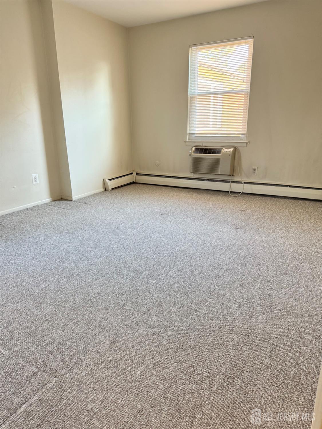 60 Fox Road Edison, NJ 08817 - Photo 17 of 26 Gallery Image 17