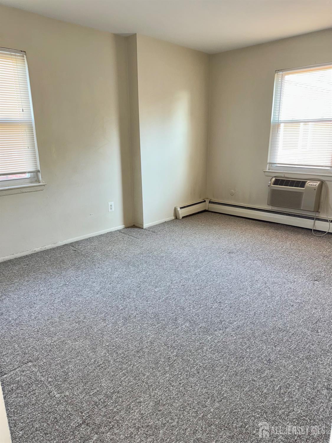 60 Fox Road Edison, NJ 08817 - Photo 18 of 26 Gallery Image 18