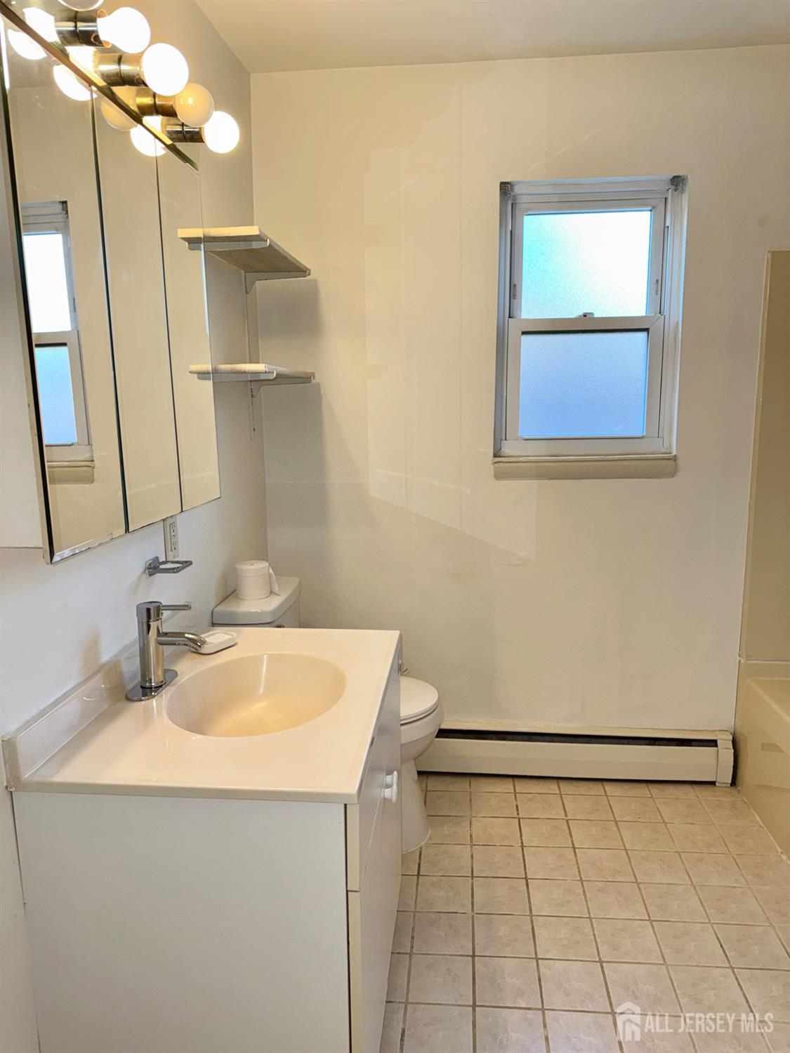 60 Fox Road Edison, NJ 08817 - Photo 22 of 26 Gallery Image 22