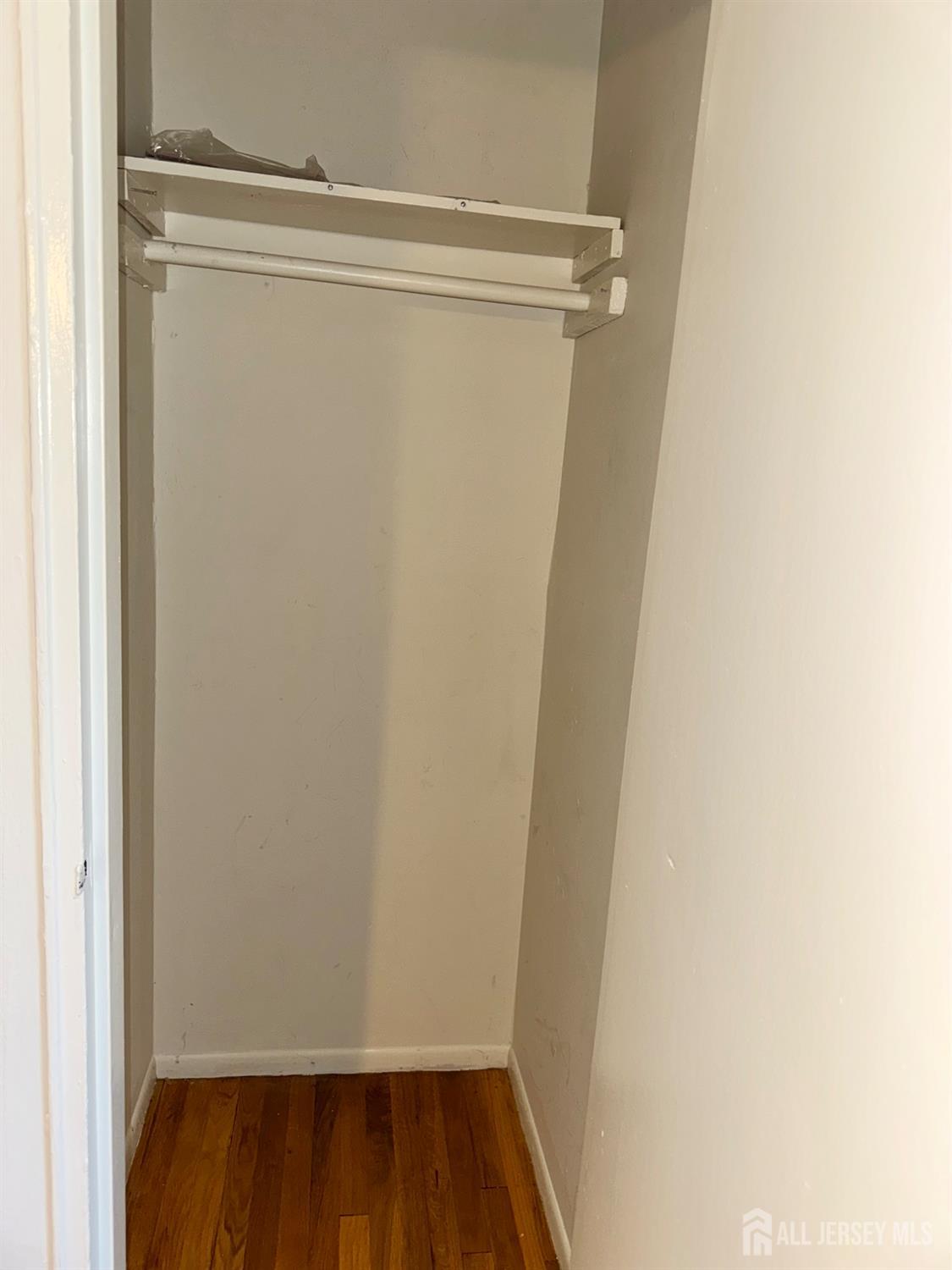 60 Fox Road Edison, NJ 08817 - Photo 26 of 26 Gallery Image 26