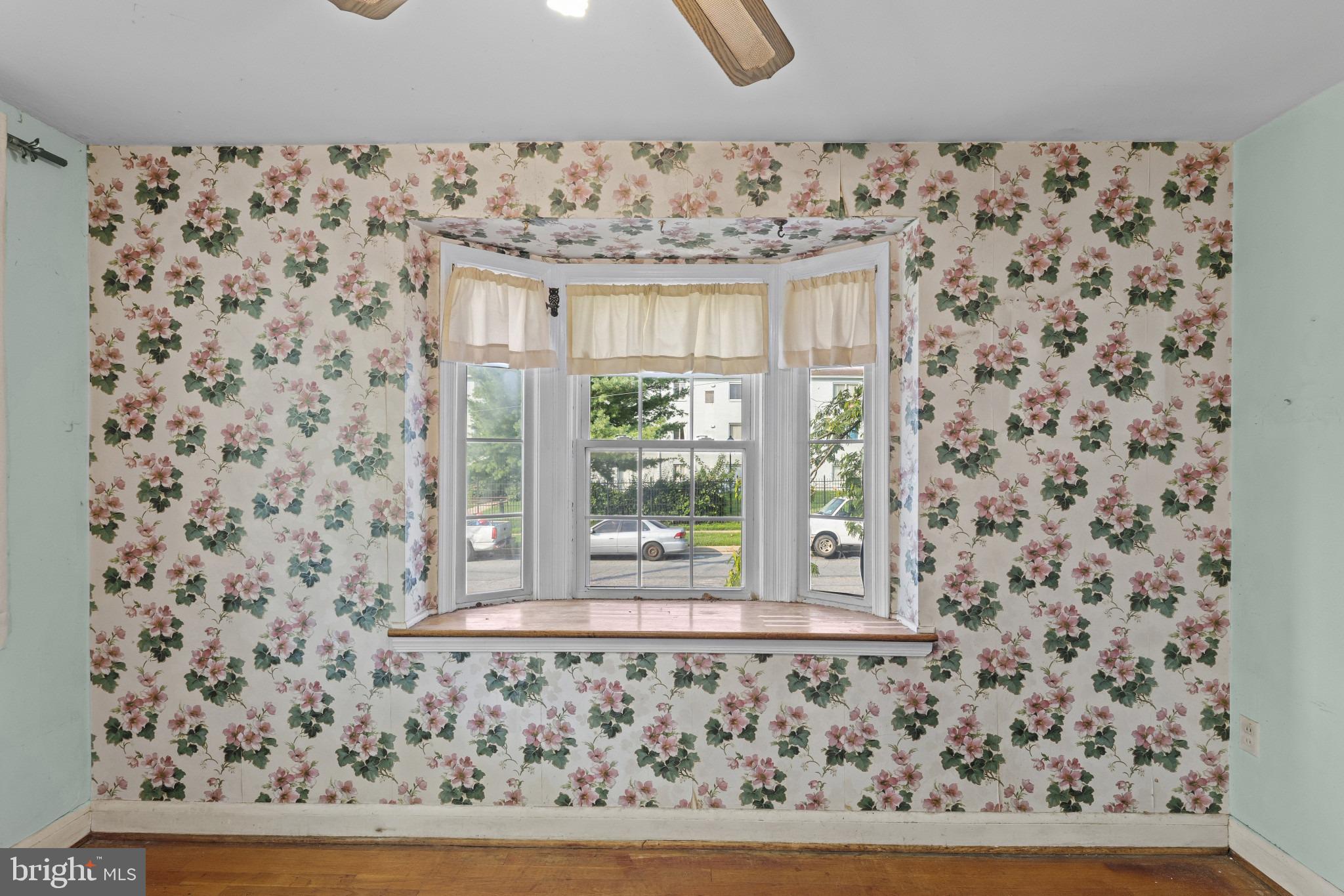 1957 Quentin Road Baltimore, MD 21222 - Photo 11 of 33 Bay Window