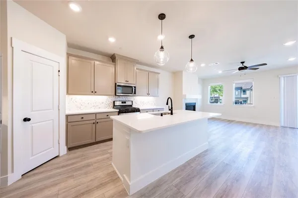 $2,695 | 813 Emerling Drive, McKinney, TX 75069