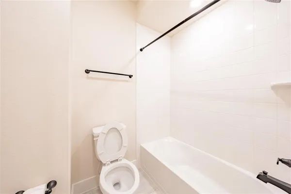 $2,695 | 813 Emerling Drive, McKinney, TX 75069