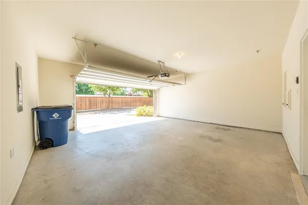 $2,695 | 813 Emerling Drive, McKinney, TX 75069