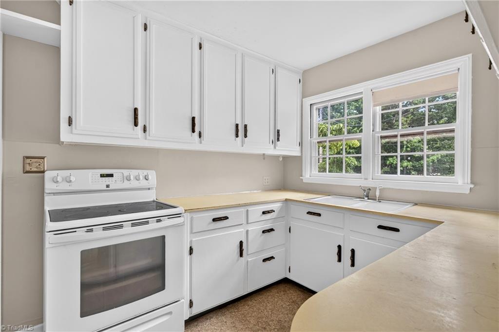 203 Ridgecrest Road Asheboro, NC 27203 - Photo 10 of 44