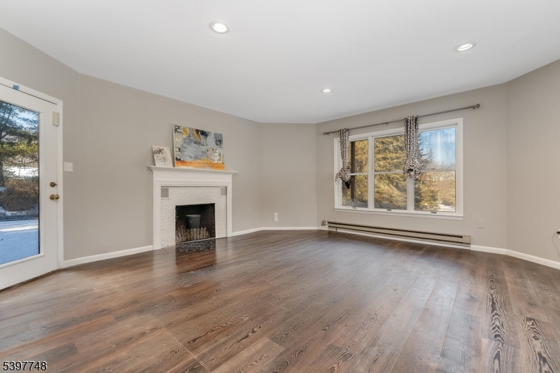 53 Jacobs Road Rockaway, NJ 07866 - Photo 4 of 22