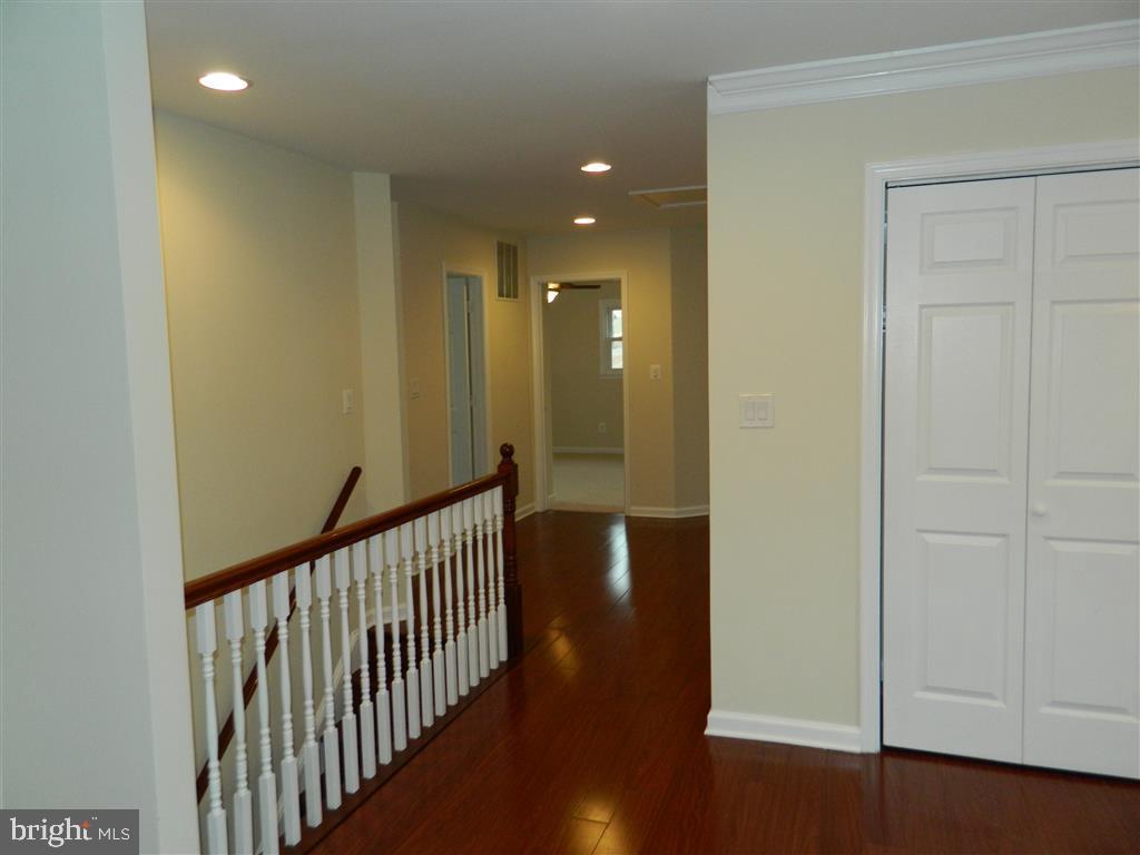 19202 Mockingbird Heights Road Triangle, VA 22172 - Photo 7 of 25 Gallery Image 7
