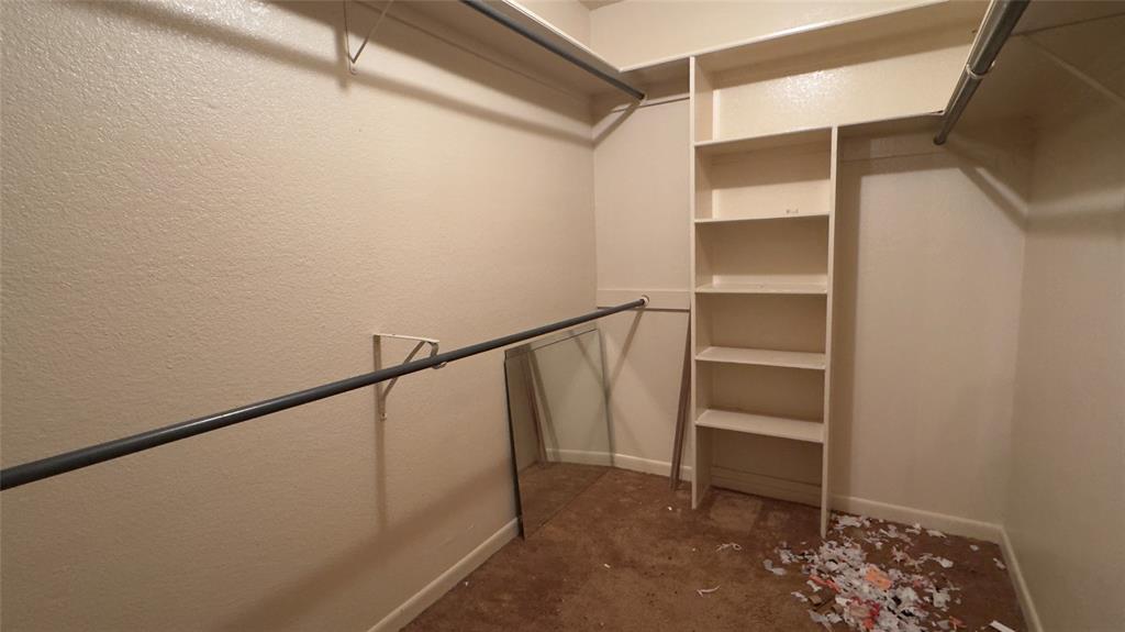 415 Meadowlark Trail Springtown, TX 76082 - Photo 13 of 35 a view of entryway