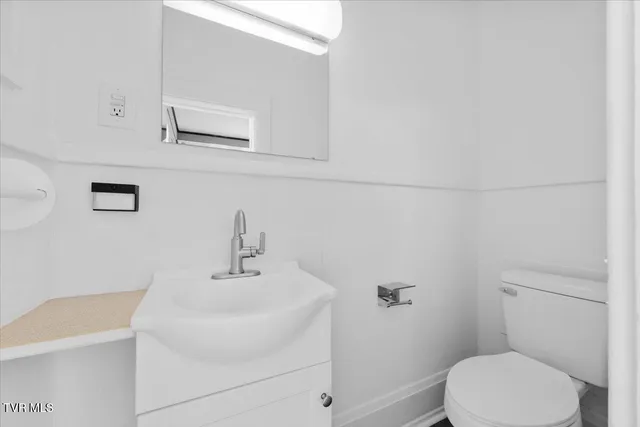 $249,000 | 1028 Piedmont Avenue, Bristol, VA 24201