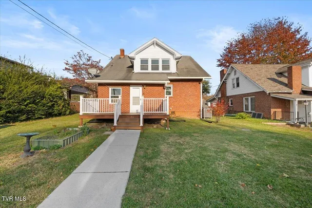 $249,000 | 1028 Piedmont Avenue, Bristol, VA 24201