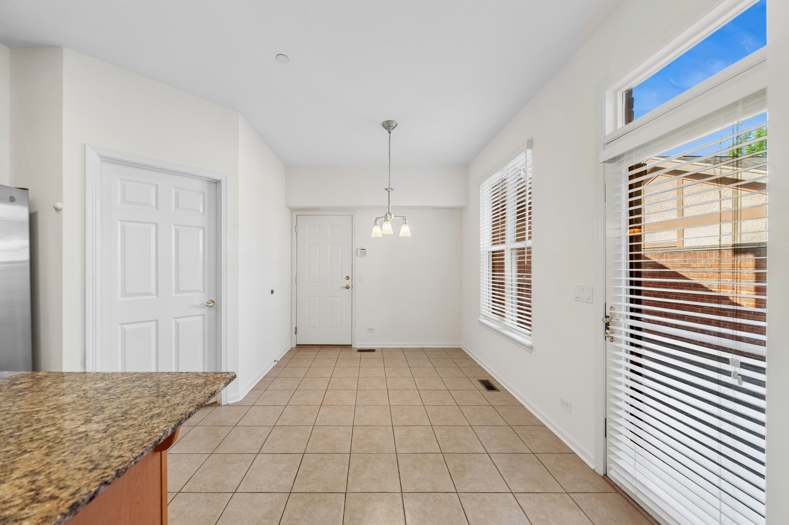 1925 Brentwood Road Northbrook, IL 60062 - Photo 14 of 31