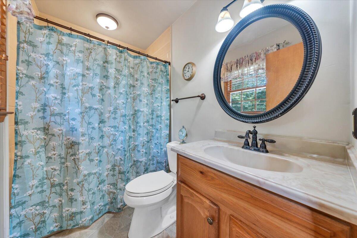 165 Fox Fire Cloverdale, VA 24077 - Photo 26 of 54 26-MIB07239