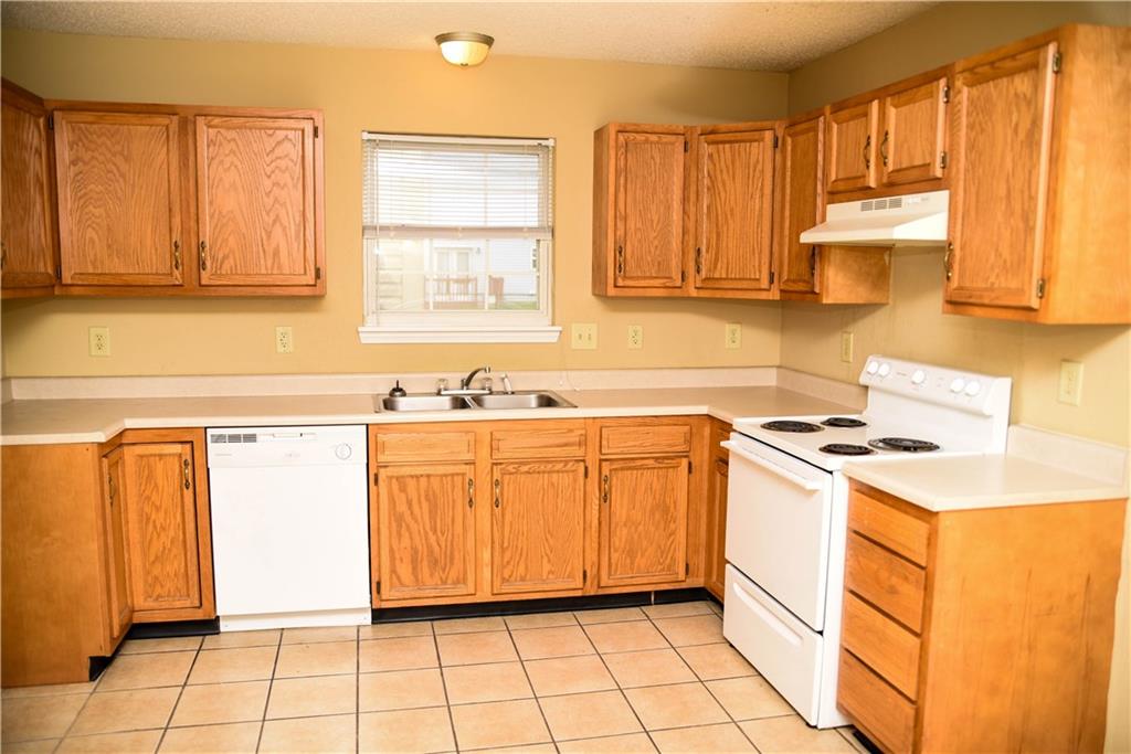 5335 Melbourne Road Indianapolis, IN 46228 - Photo 6 of 36 Gallery Image 6