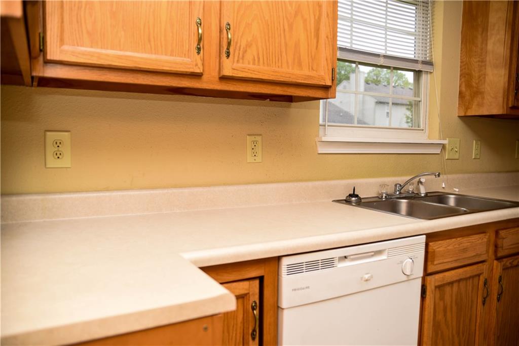5335 Melbourne Road Indianapolis, IN 46228 - Photo 7 of 36 Gallery Image 7