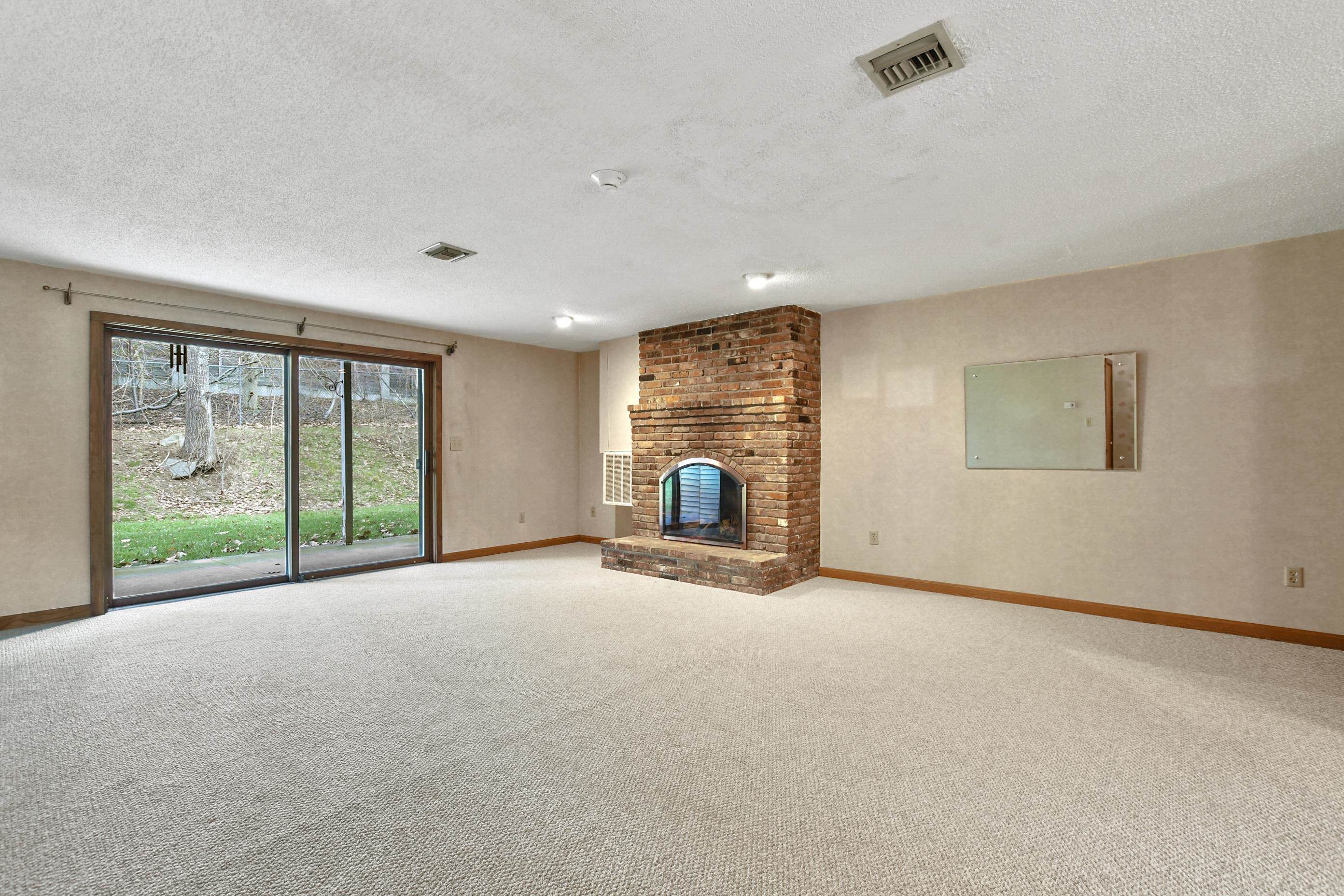 36 Hampton Towne Estates Hampton, NH 03842 - Photo 12 of 40