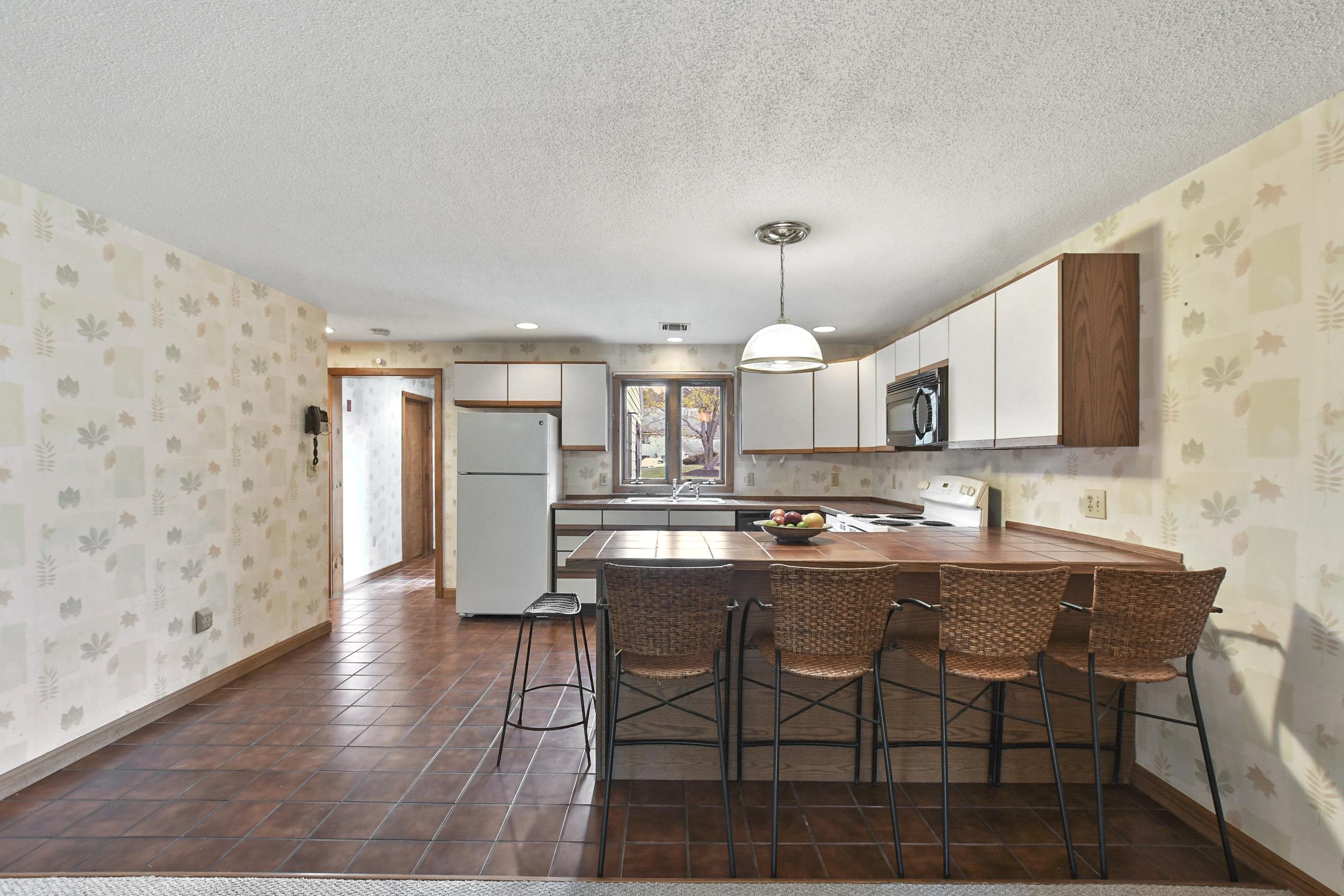 36 Hampton Towne Estates Hampton, NH 03842 - Photo 8 of 40