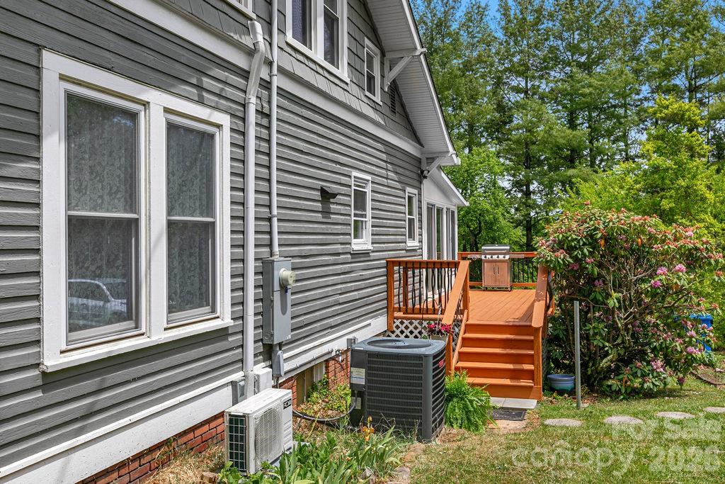 41 Harrison Street Canton, NC 28716 - Photo 30 of 48