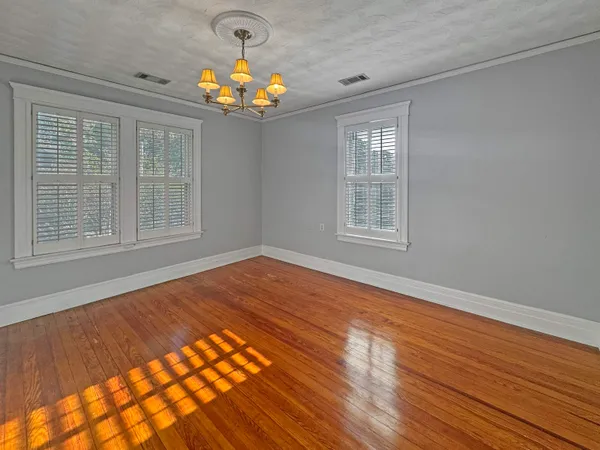 $450,000 | 1867 Cowden Avenue, Memphis, TN 38104