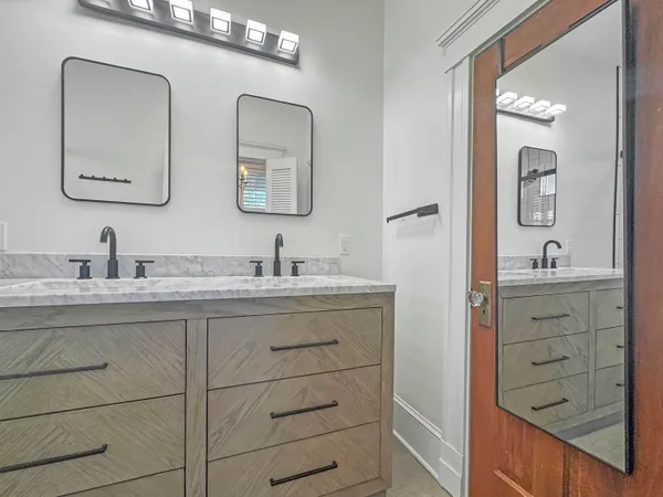 $450,000 | 1867 Cowden Avenue, Memphis, TN 38104