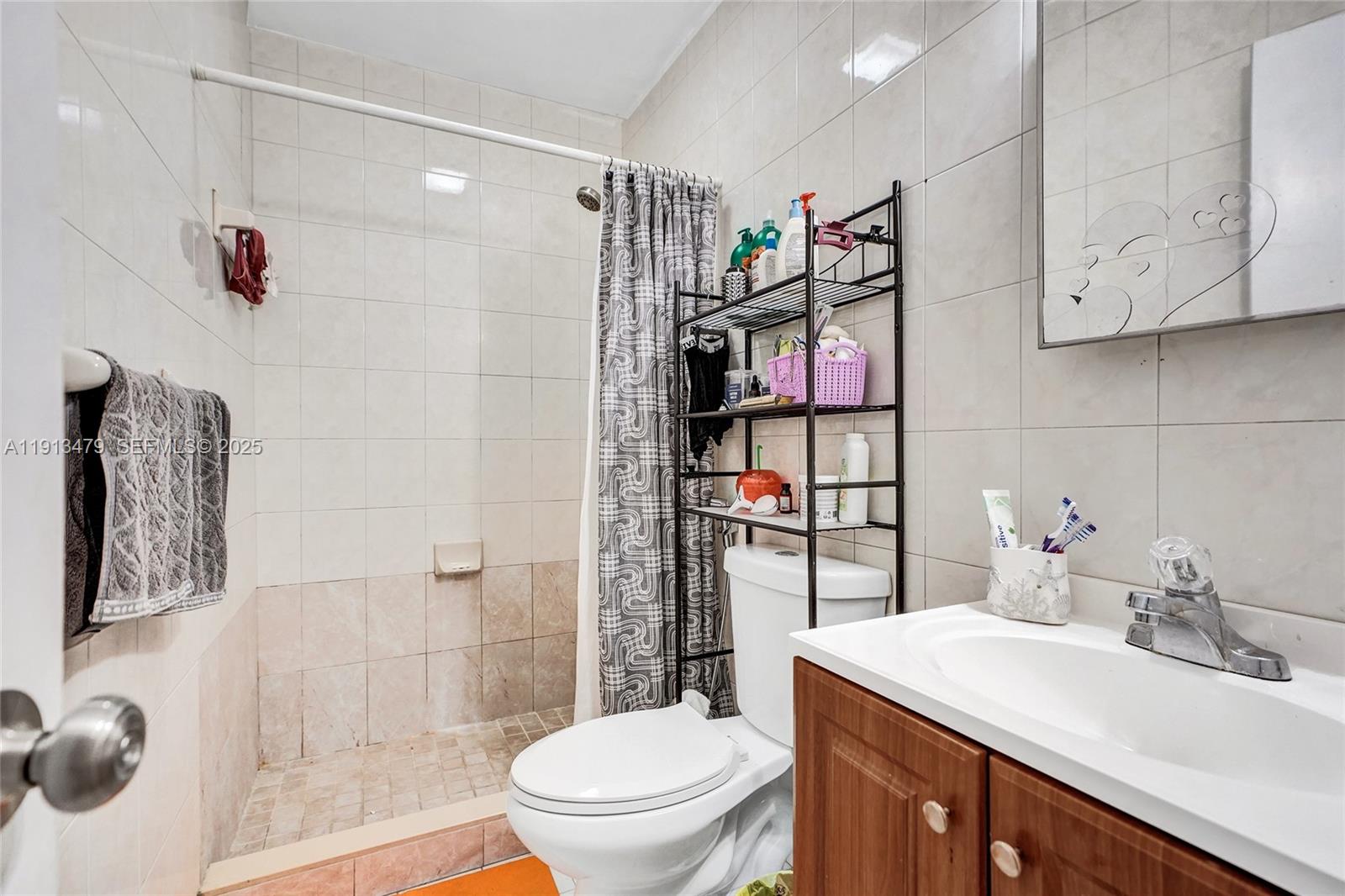 311 East 51st Street Hialeah, FL 33013 - Photo 37 of 57