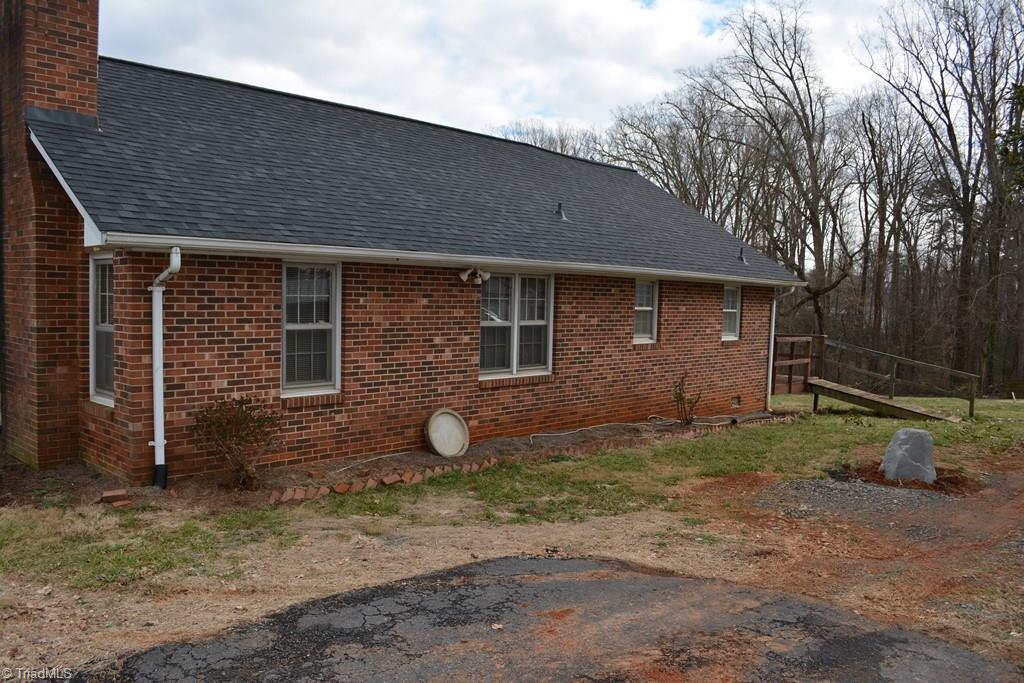 837 Austin Traphill Road Elkin, NC 28621 - Photo 12 of 24 Gallery Image 12