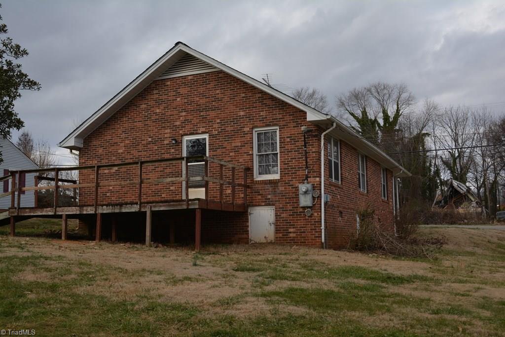837 Austin Traphill Road Elkin, NC 28621 - Photo 6 of 24 Gallery Image 6
