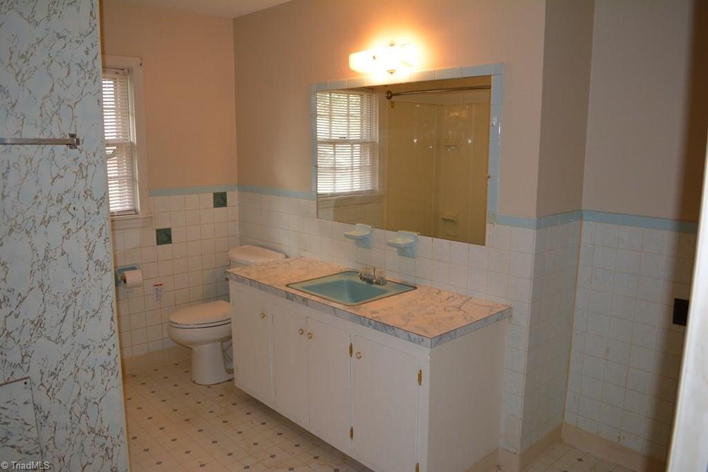 837 Austin Traphill Road Elkin, NC 28621 - Photo 9 of 24 Gallery Image 9