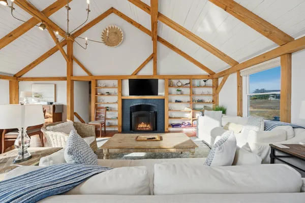 $2,995,000 | 45 Sheep Pond Road, Nantucket, MA 02554