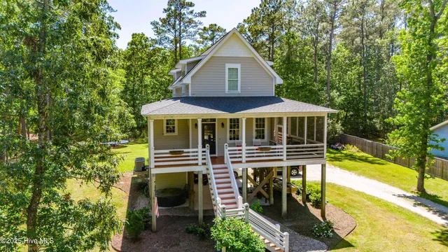 $499,999 | 61 Spinnaker Point Road North, Oriental, NC 28571
