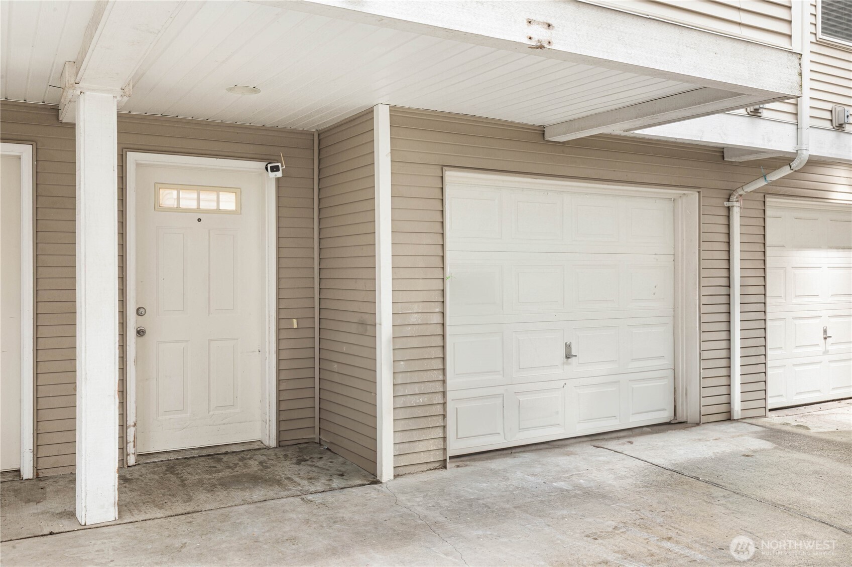 8521 Midvale Avenue North, Unit B Seattle, WA 98103 - Photo 15 of 15