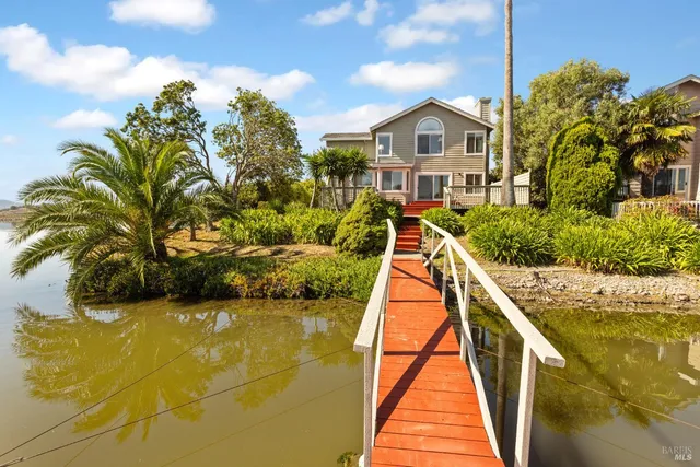 $7,650 | 8 Caribe Isle, Novato, CA 94949