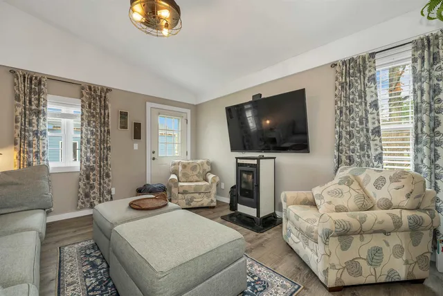 $875,000 | 1354 New Hampshire Rte 175, Campton, NH 03223