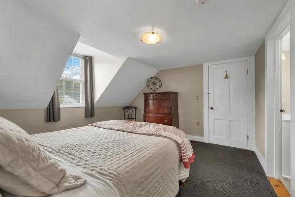 $825,000 | 1354 New Hampshire Rte 175, Campton, NH 03223