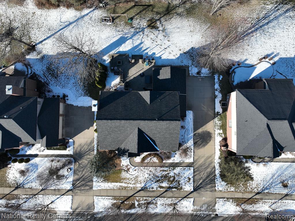 48537 Antique Road Canton, MI 48187 - Photo 6 of 44