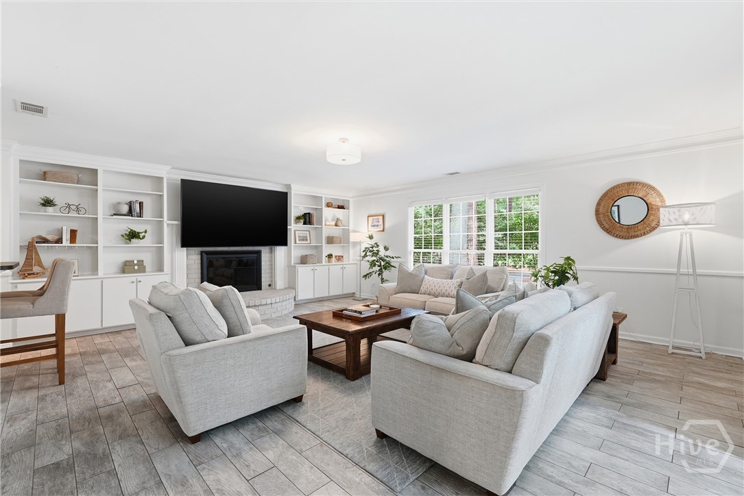 11 Monastery Road West Savannah, GA 31411 - Photo 22 of 50 Family Room