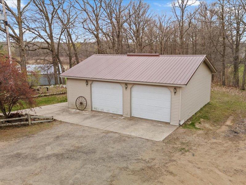 10047 County Road 8 Brainerd, MN 56401 - Photo 4 of 33