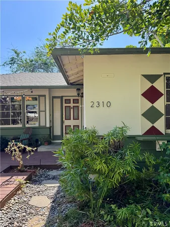$1,200,000 | 2310 Poinsettia Street North, Santa Ana, CA 92706