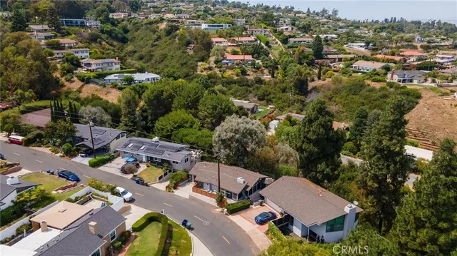 $1,869,000 | 6441 Via De Anzar, Rancho Palos Verdes, CA 90275