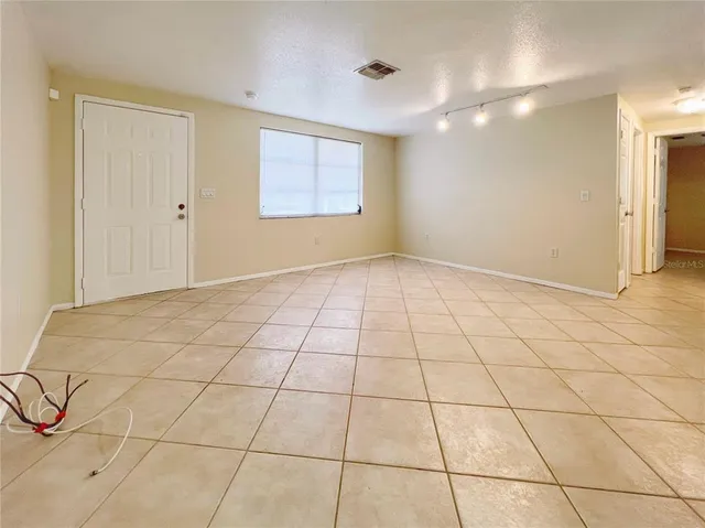 $1,750 | 71 Stanford Road, Venice, FL 34293