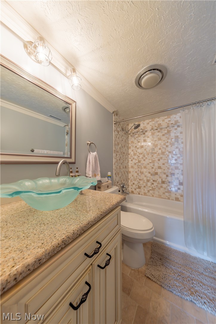 1115 Canyon View Road, Unit 103 Northfield, OH 44067 - Photo 23 of 33