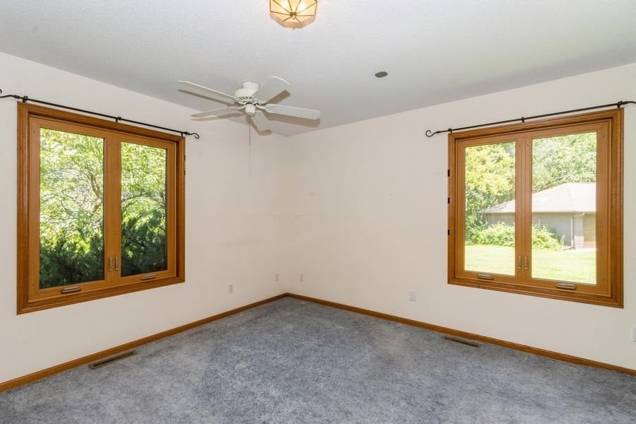 3946 Spring Street Northeast Solon, IA 52333 - Photo 17 of 42 Gallery Image 17