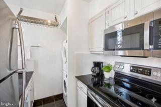 2008 16th Street Northwest, Unit 402 Washington, DC 20009 - Photo 21 of 34 Kitchen