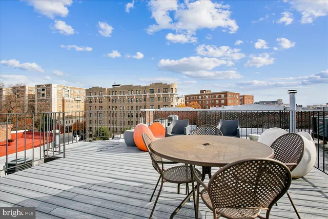 $3,800 | 2008 16th Street Northwest, Unit 402, Washington, DC 20009
