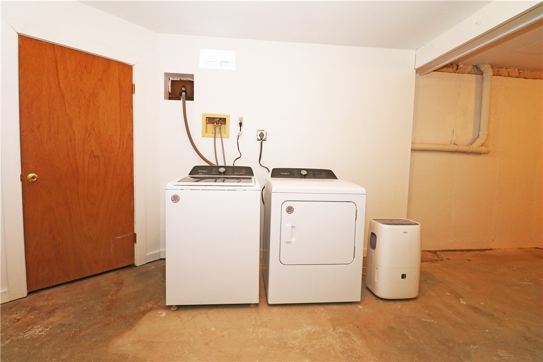 16 Race Street, Unit 2 Middletown, RI 02842 - Photo 26 of 26