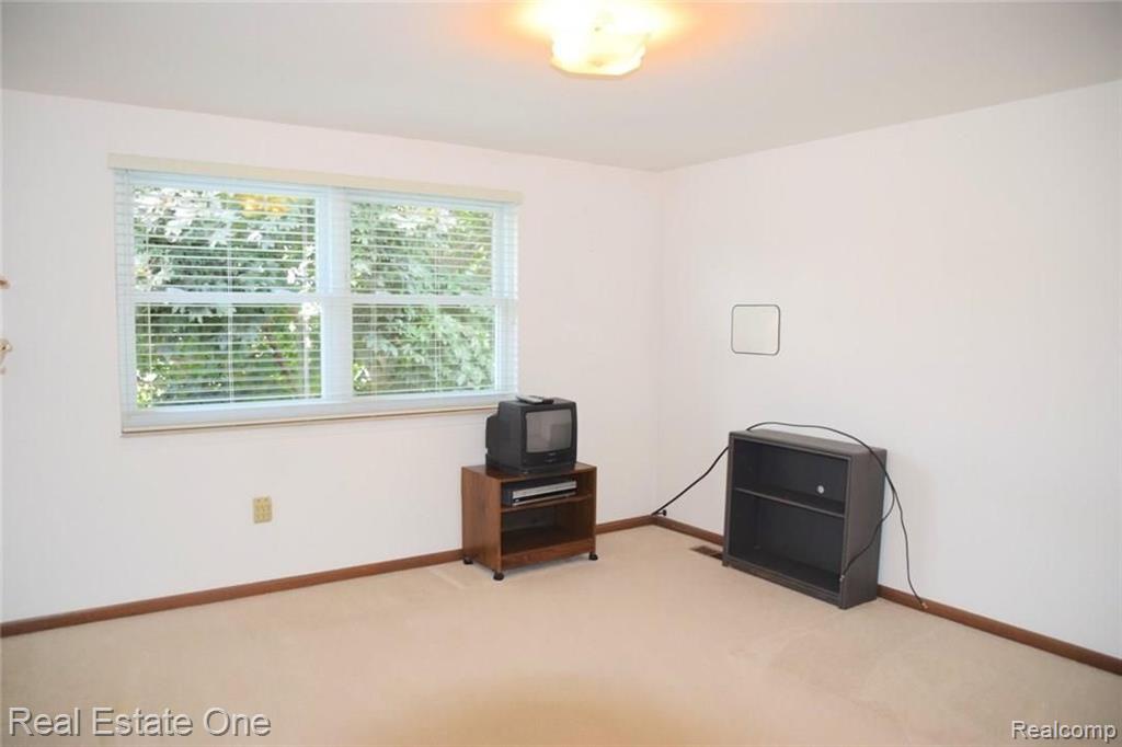 745 Lion Street Rochester Hills, MI 48307 - Photo 55 of 80