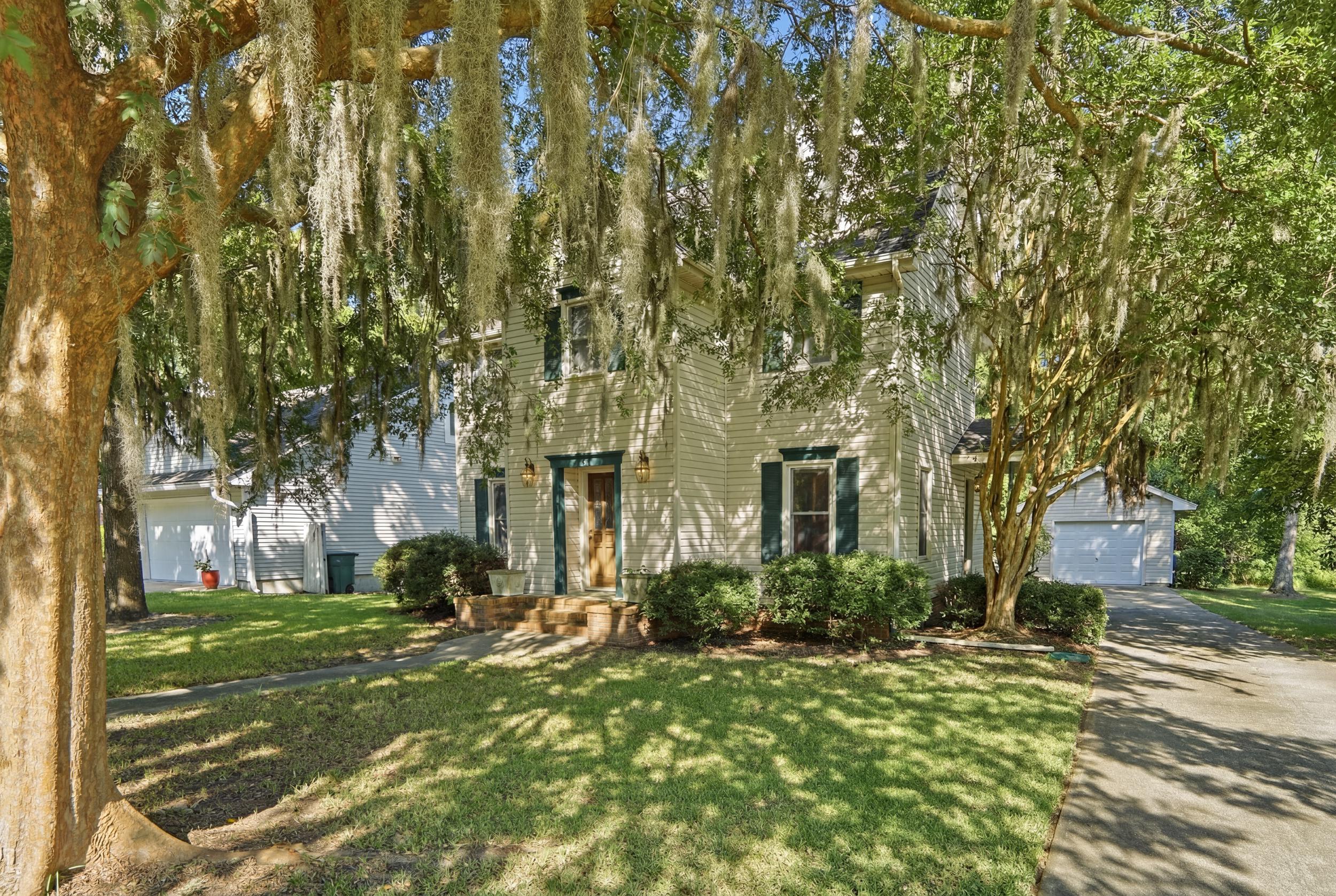 36 Manor Boulevard Hanahan, SC 29410 - Photo 5 of 43 dsc00180_reedit_d8735cfc